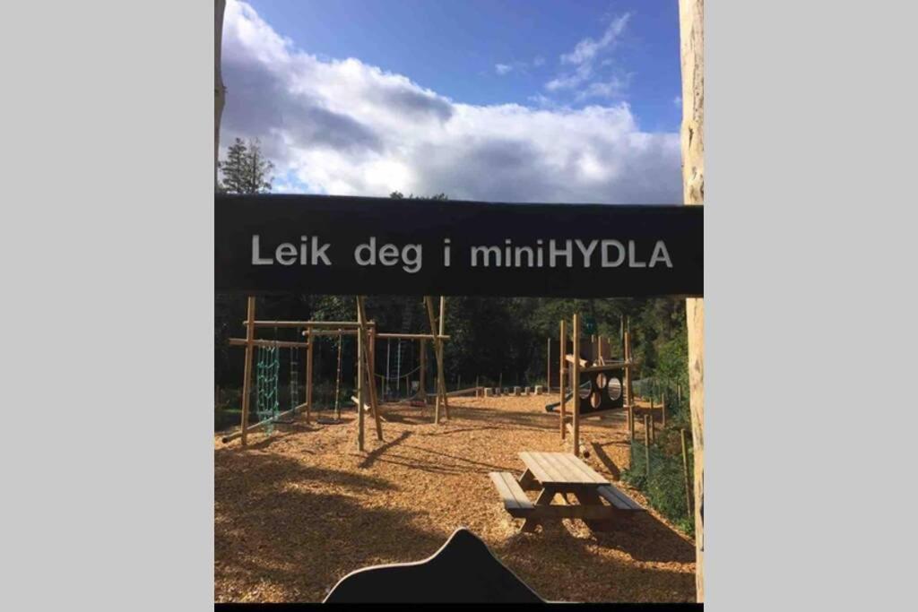 Hytte I Stryn Med Elbil Lader Εξωτερικό φωτογραφία