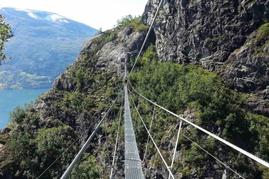 Hytte I Stryn Med Elbil Lader Εξωτερικό φωτογραφία