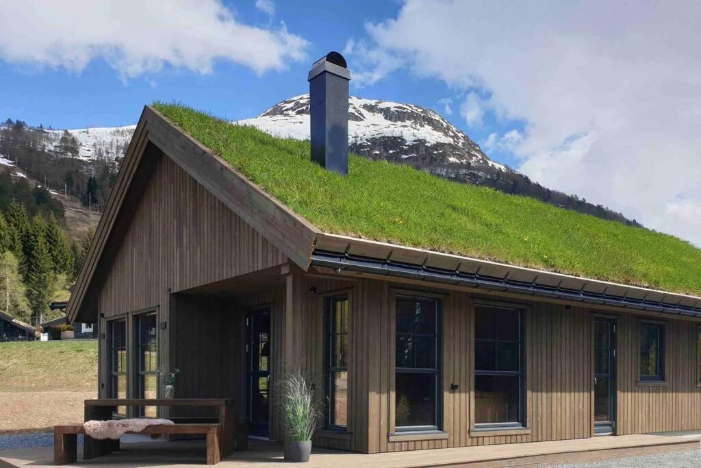Hytte I Stryn Med Elbil Lader Εξωτερικό φωτογραφία